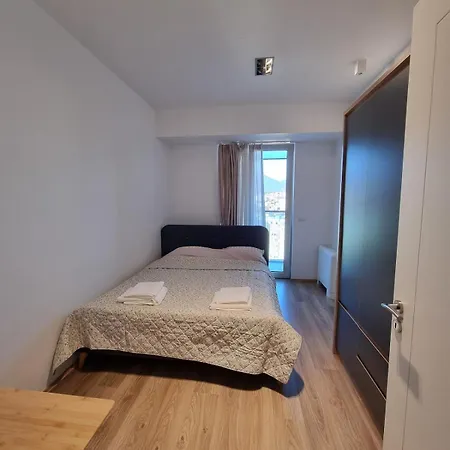 Ambasador 3 Appartement *